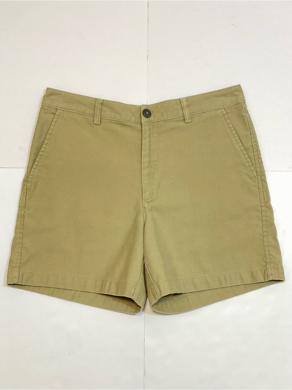 NWOT Patagonia Classic High-Rise Khaki Organic Cotton Women’s Shorts Size 6